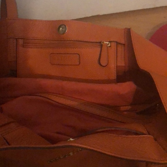 Michael Kors bag - Picture 3 of 3